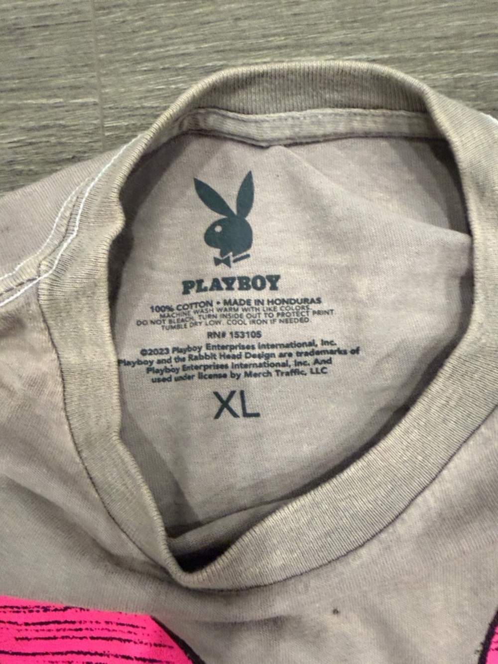 Pink & Green Sketched Playboy Logo on Distressed Tan Tee Men’s Size Extra Large - Picture 3 of 4